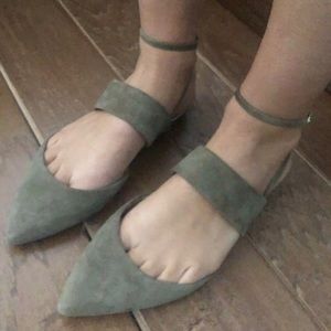 Banana Republic Green Suede Flats